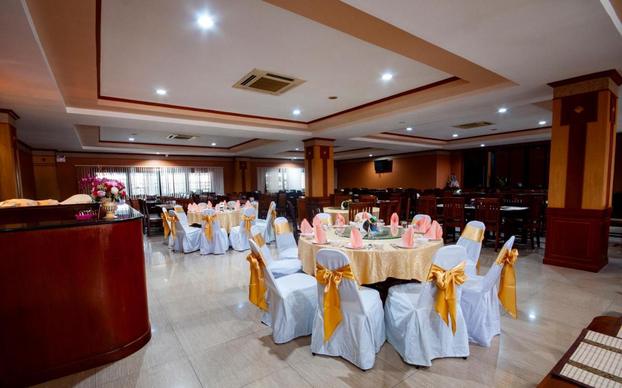 Chiangrai Grand Room Hotel Чіанграй Екстер'єр фото